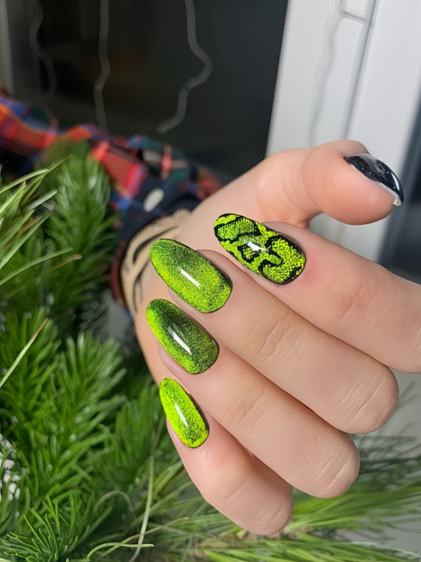 Маникюр кошачий глаз